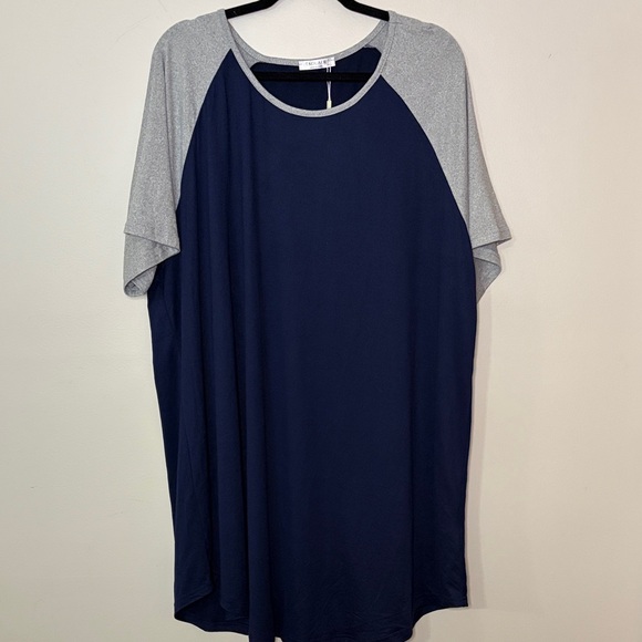NEW Ekouaer Navy and Gray Raglan Sleeve Gown - Picture 2 of 4